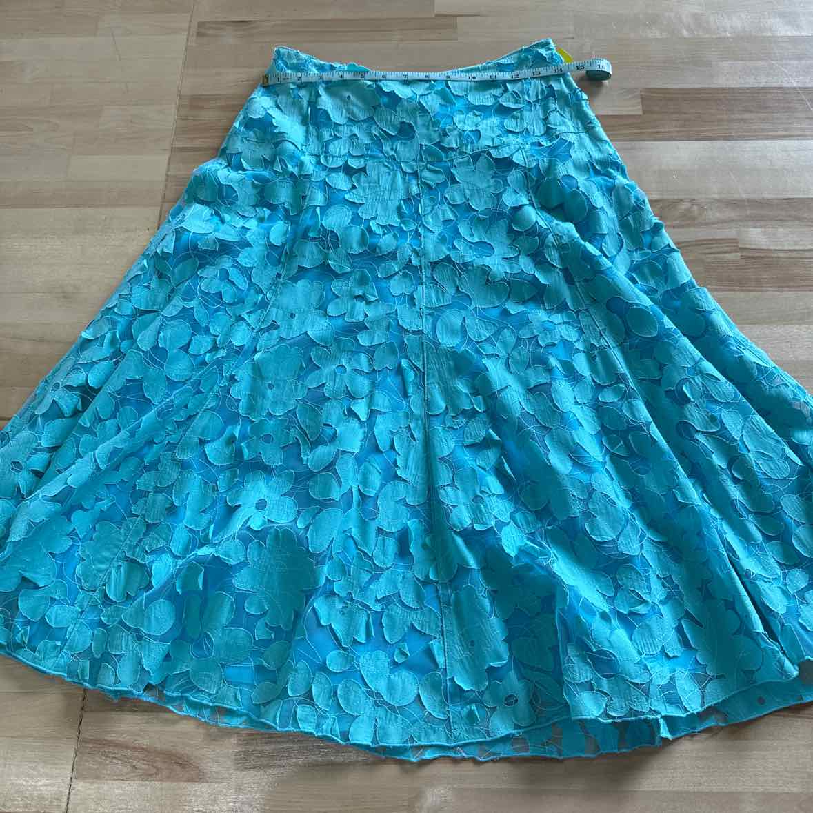Isabel Size 4 Blue Skirt