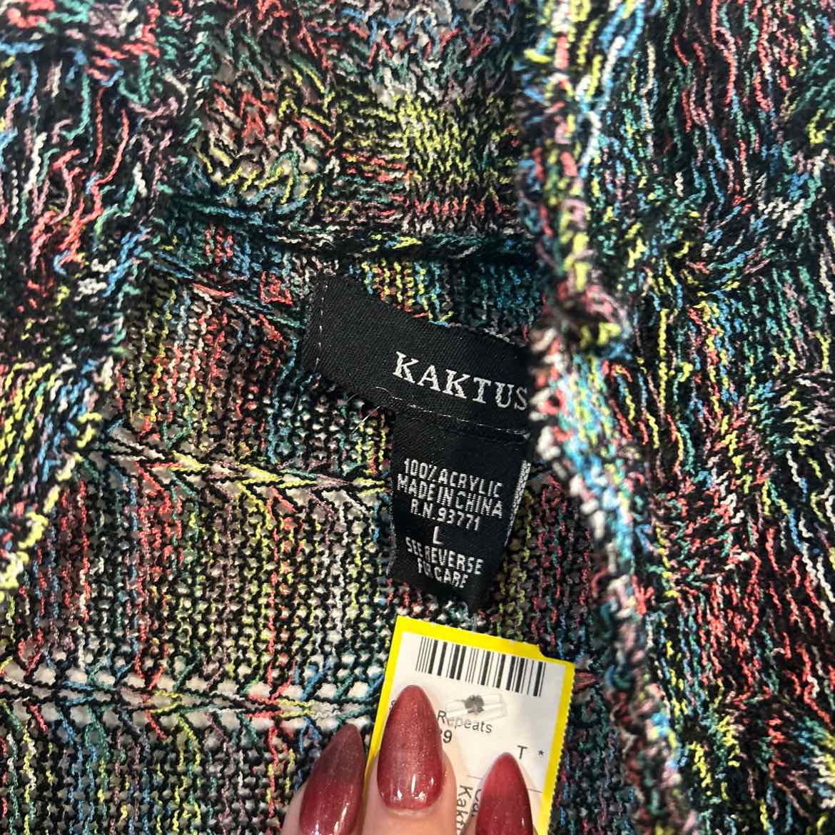 Kaktus Size L Multi-Color Acrylic Preloved Cardigan