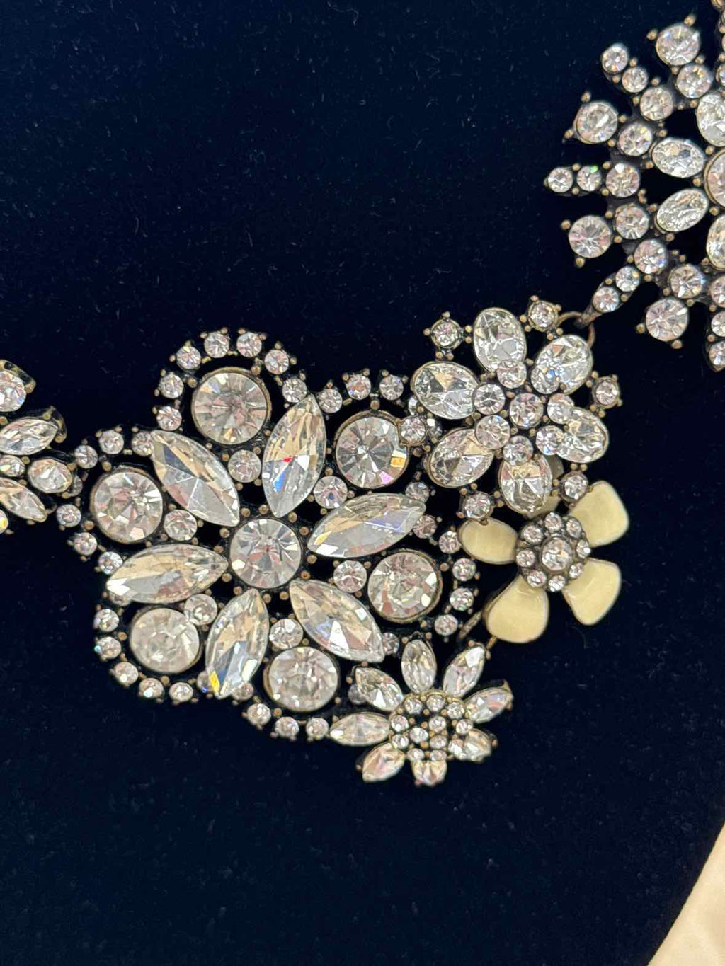 Joan Rivers flower crystals Necklace - Vintage
