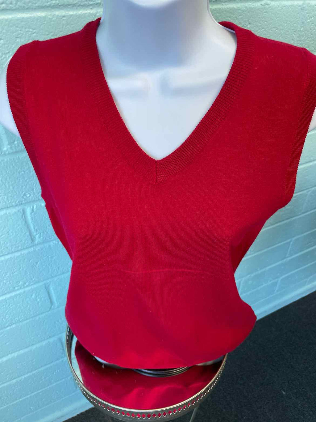 Cielo Size L Red Vest