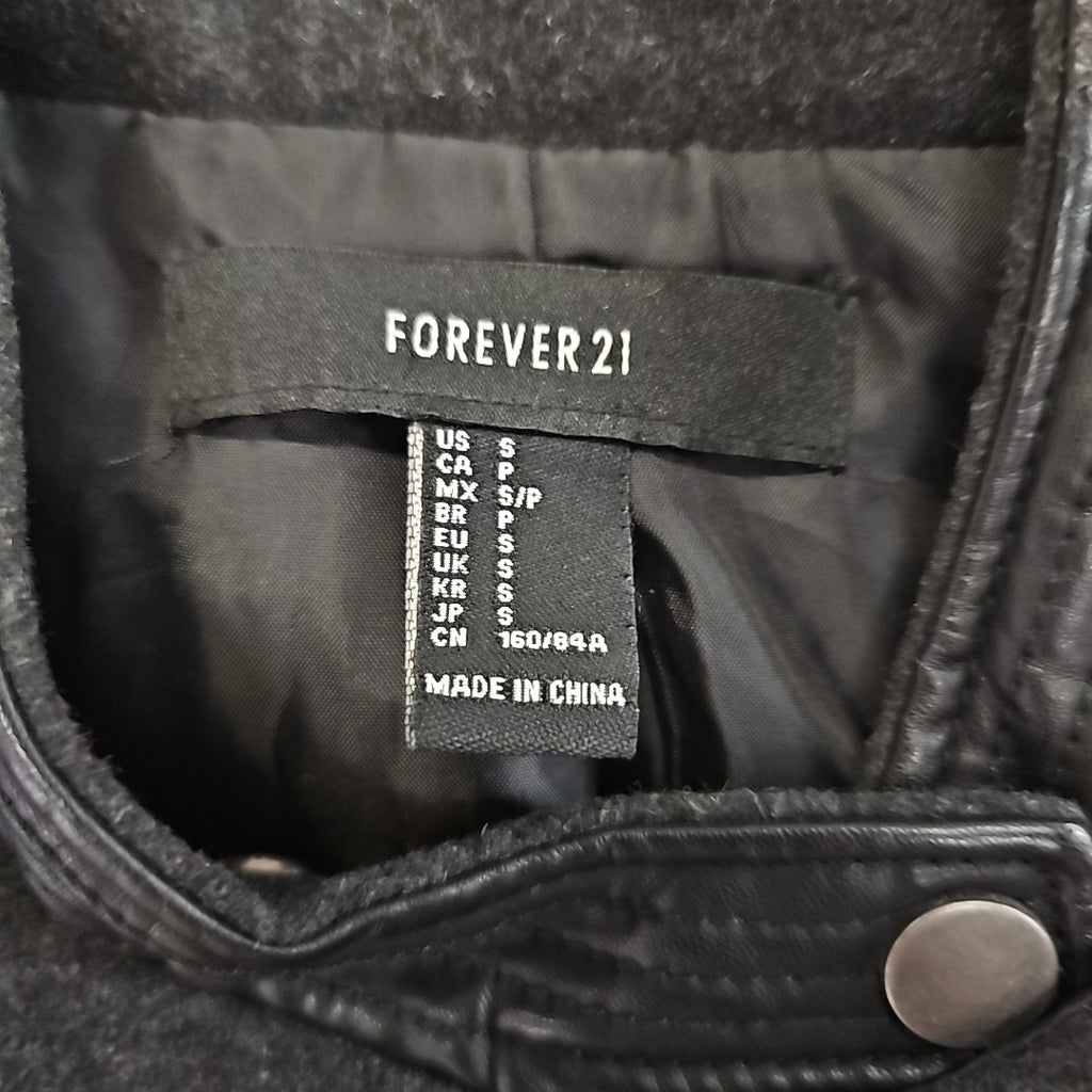 Forever 21 Size S Black Jacket