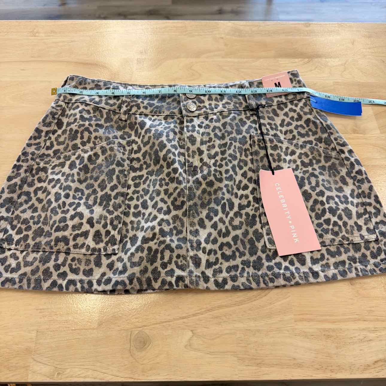 Celebrity pink Size M Brown New Skirt