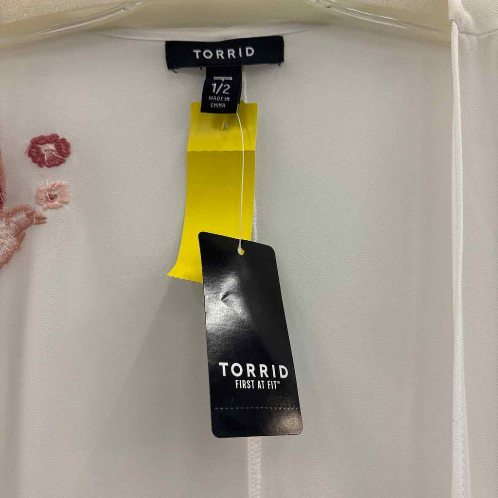 Torrid Size 1/2 White Duster