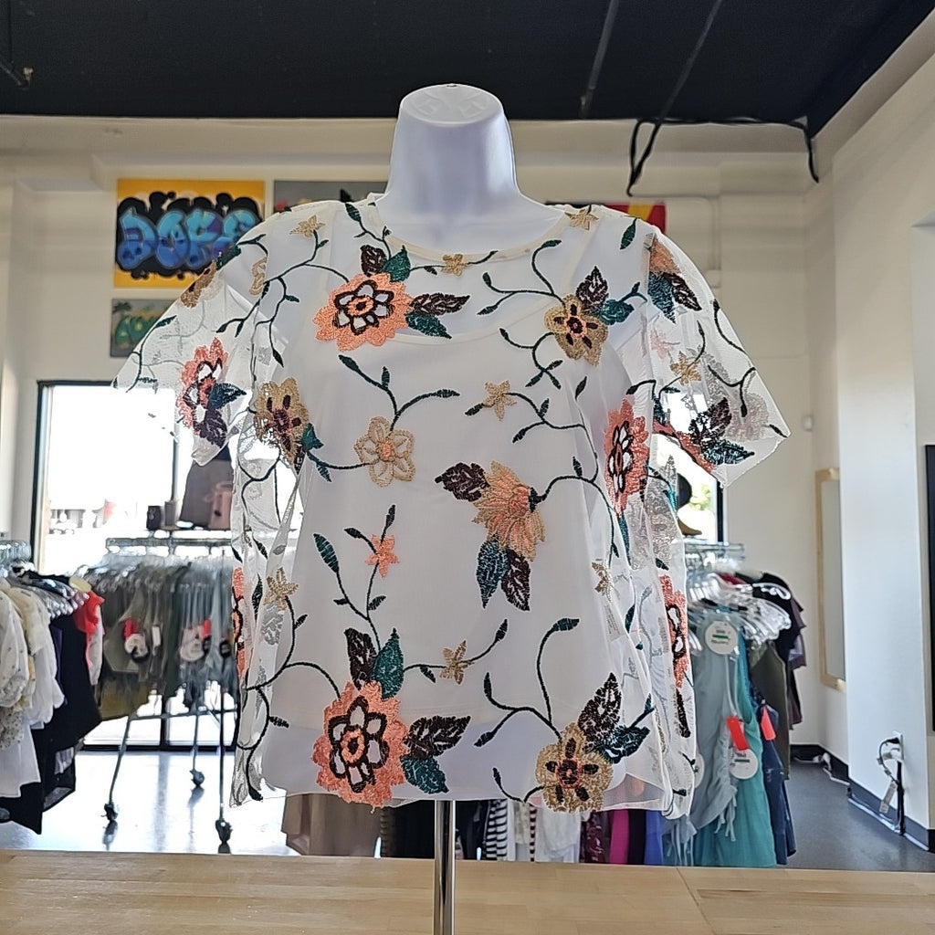 Glance Size XS White Preloved Tank