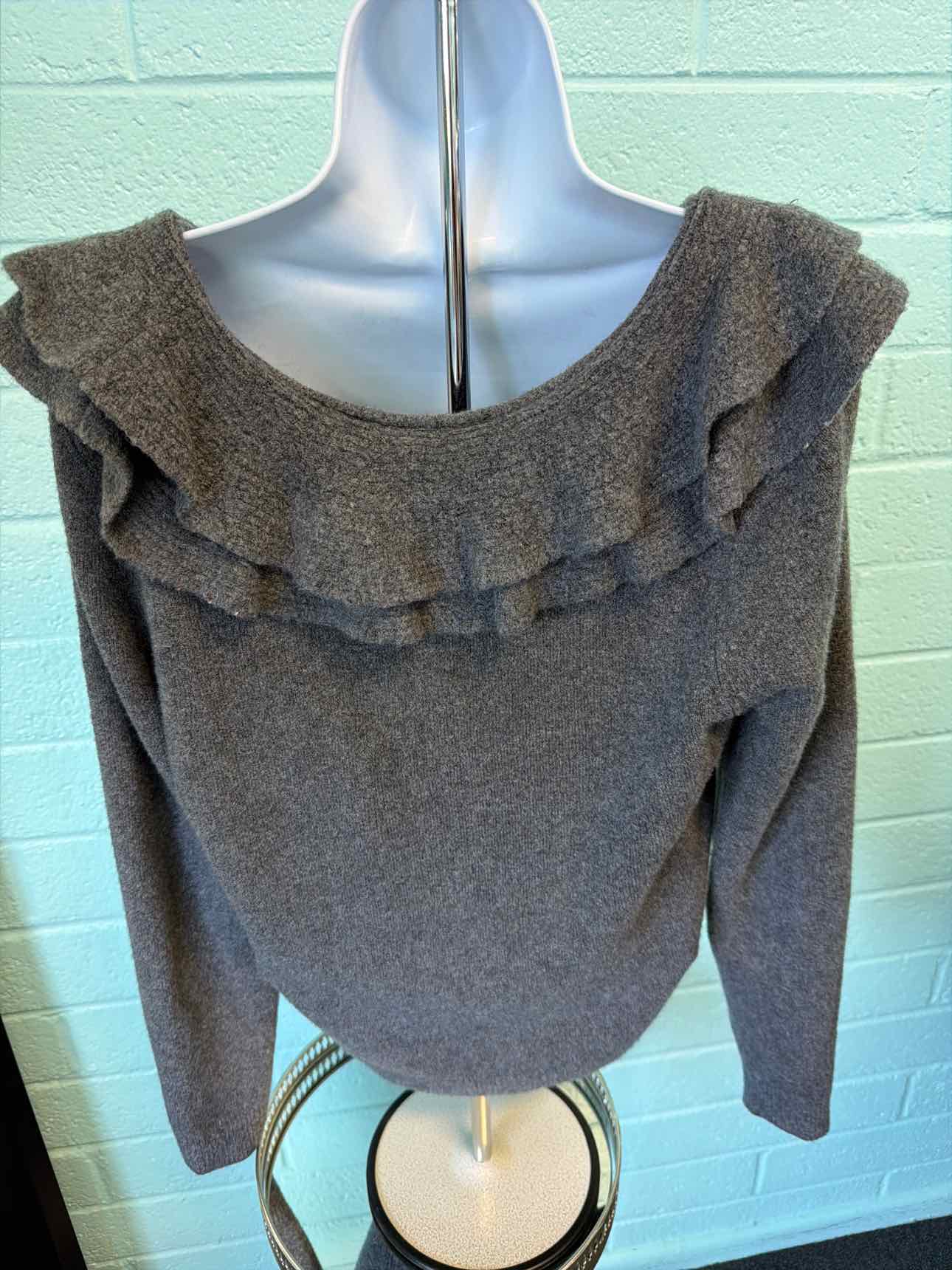 White House Black Market Size L Gray Sweater