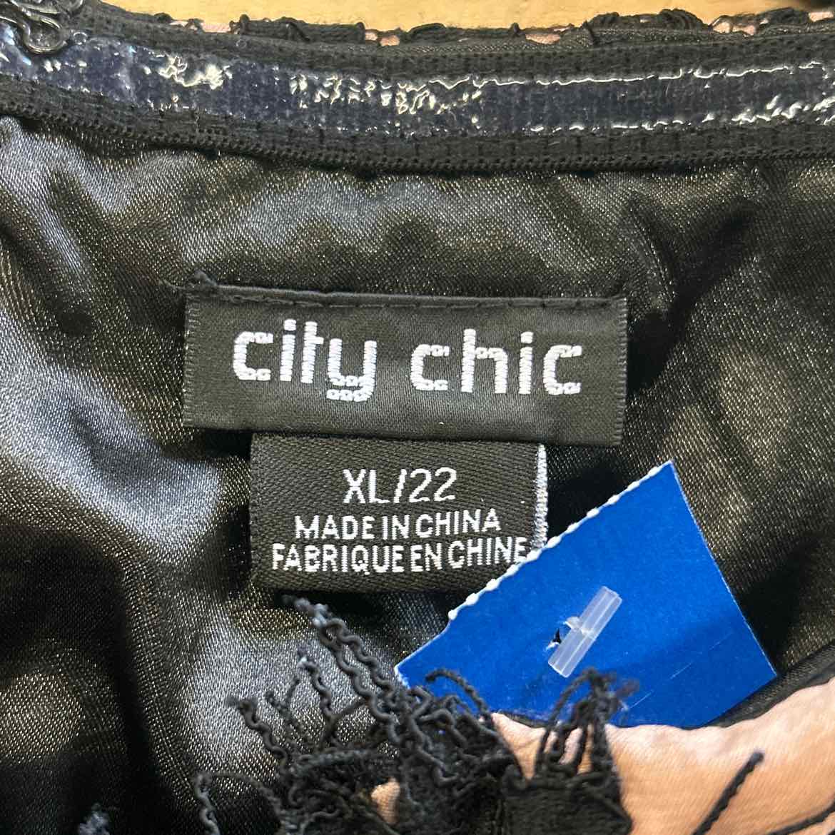 City Chic Size XL Black Preloved Dress