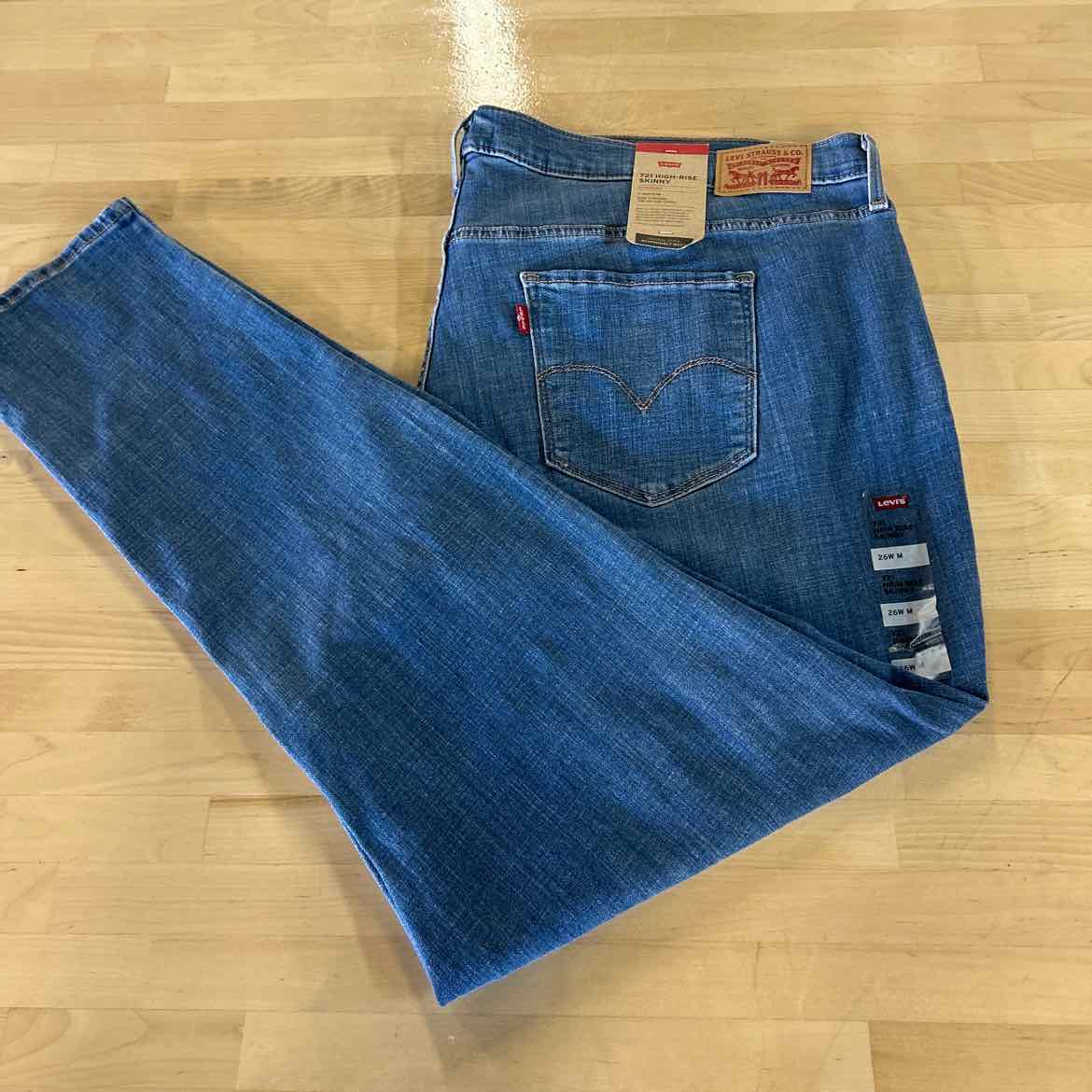 Levi's Size 26W Levi's 721 High Rise Skinny Women's Jeans - Dark Wash