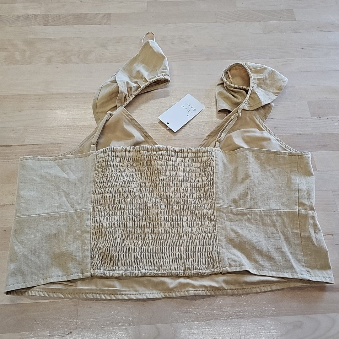 A New Day Size XL Tan Tank