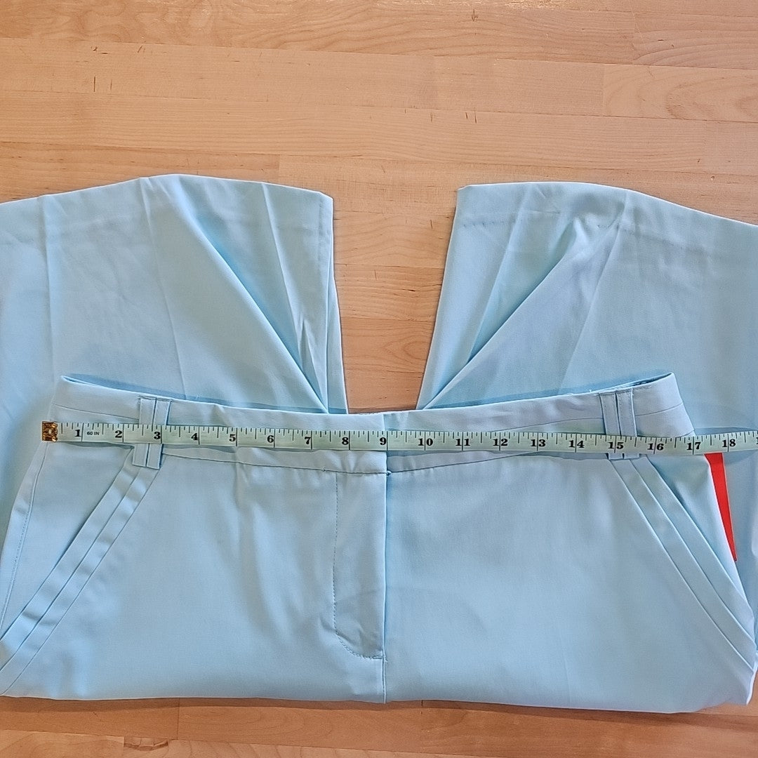 Greg Norman Size 10 Blue New Shorts