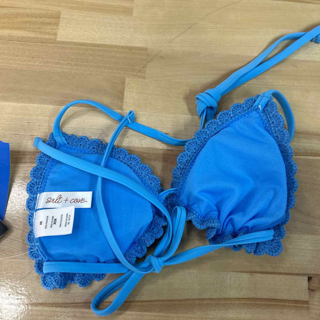 Salt + Cove Size XS Crochet Halter Triangle Bikini