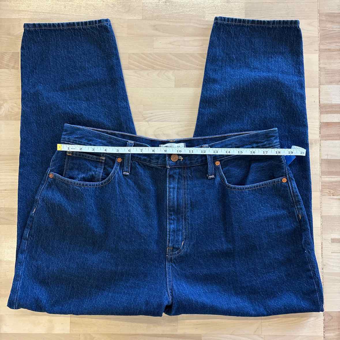 Madewell Size 14 /32 Dark BLue Baggy Tapered Jeans