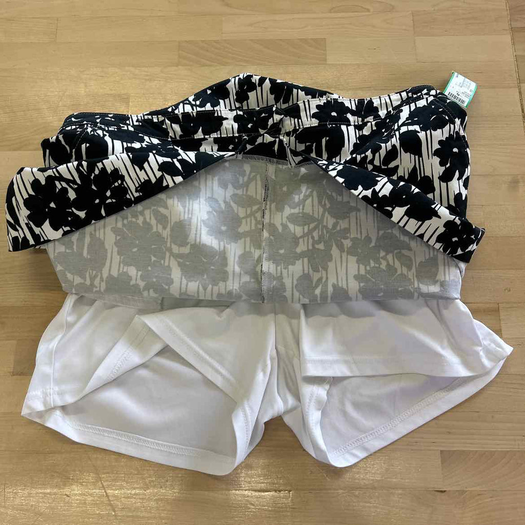 Izod Women Size 10 Black Preloved Skorts
