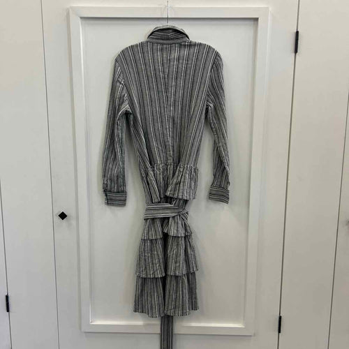 77 Size 3 Gray Preloved Dress