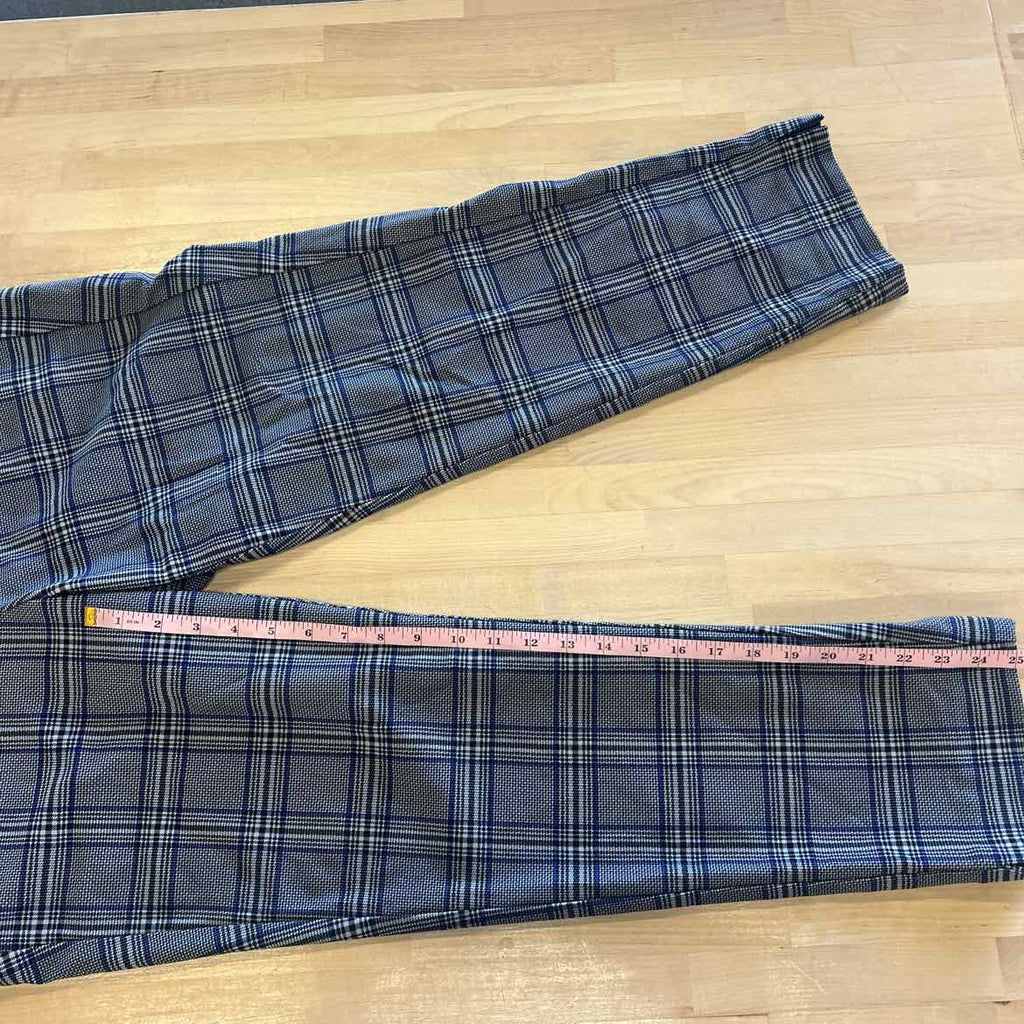 Torrid Size 1X Black/White/Blue Used Pants