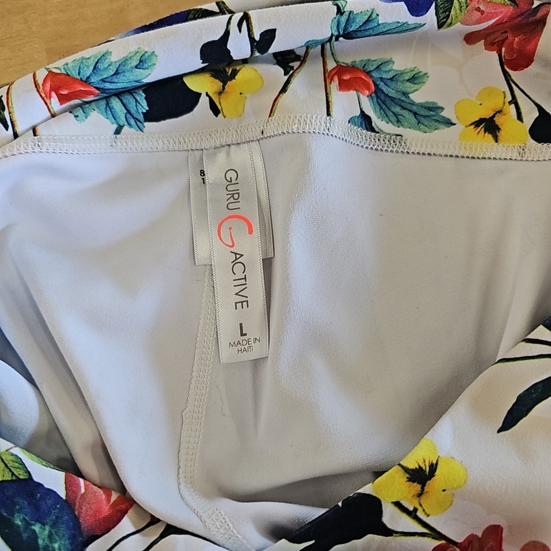 Guru Size L White Athletic Pants