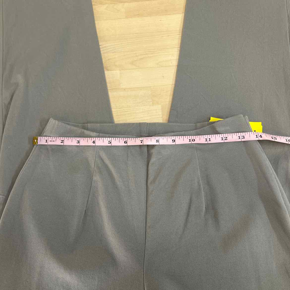 Eddie Bauer Size 6 Tan Preloved Pants