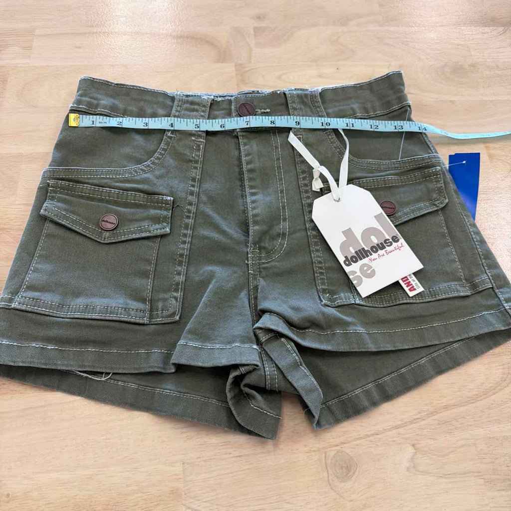 dollhouse Women Size 7/8 Green New Shorts