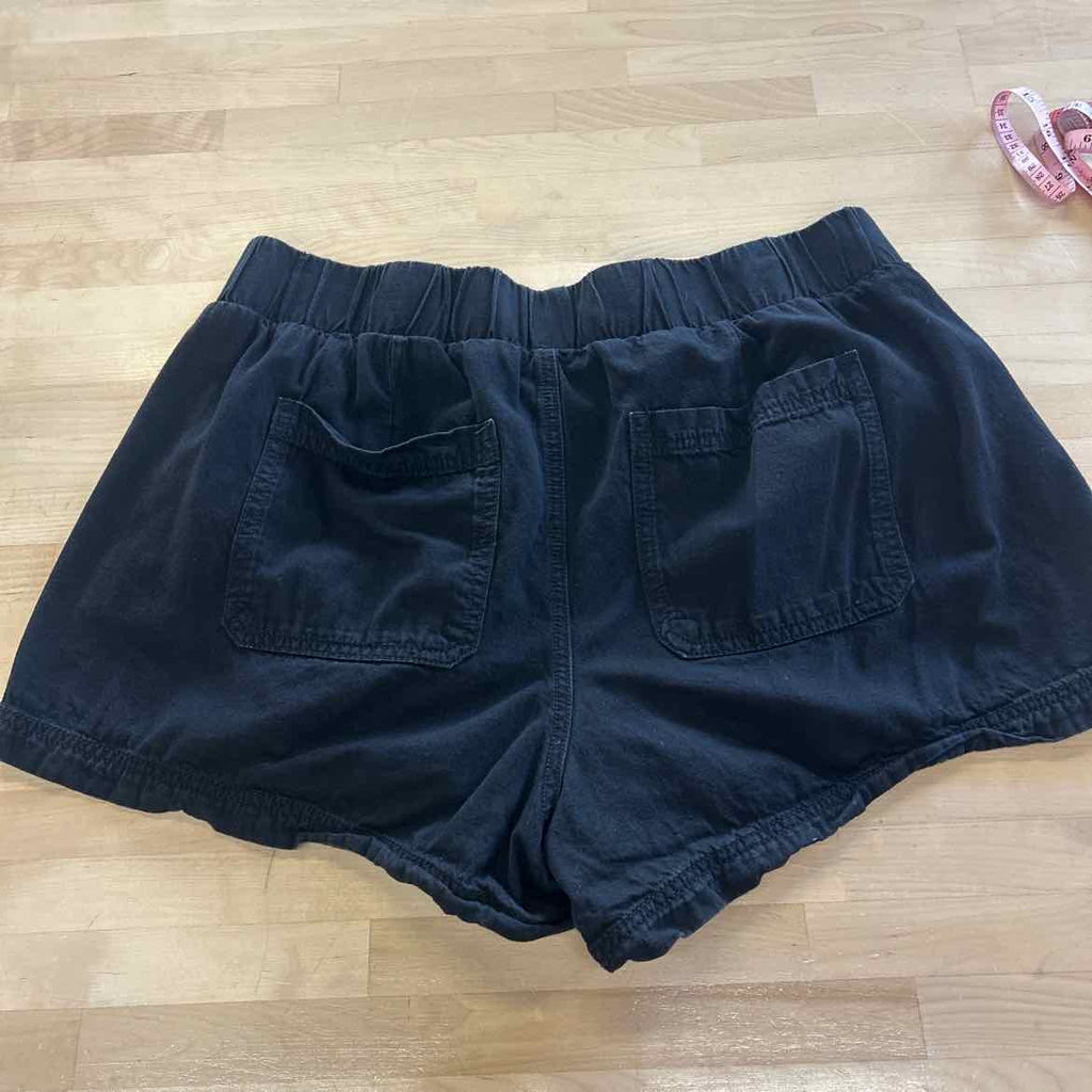 Torrid Women Size L Black Preloved Shorts