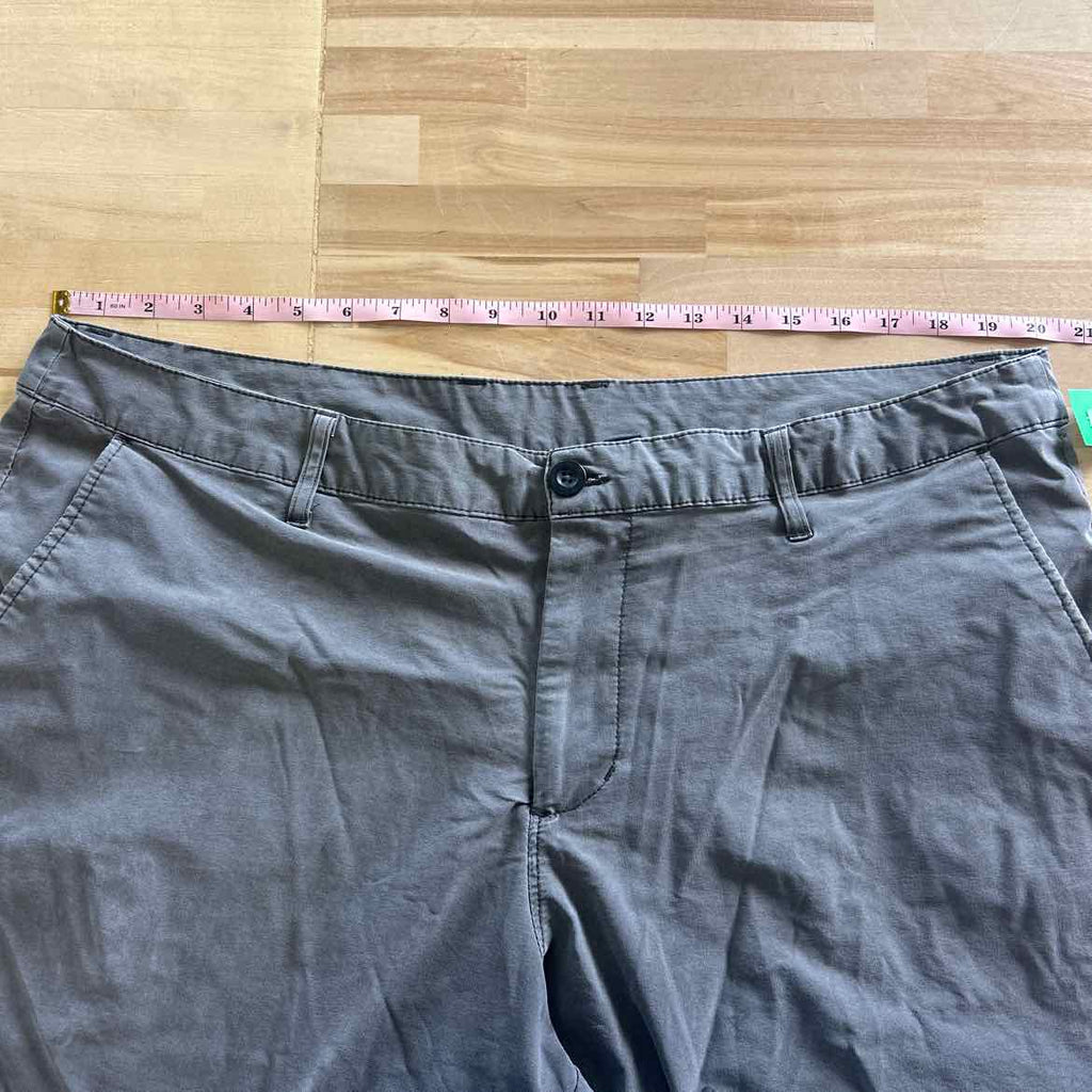 Swisstech Men's Size 40 Gray MENS Shorts
