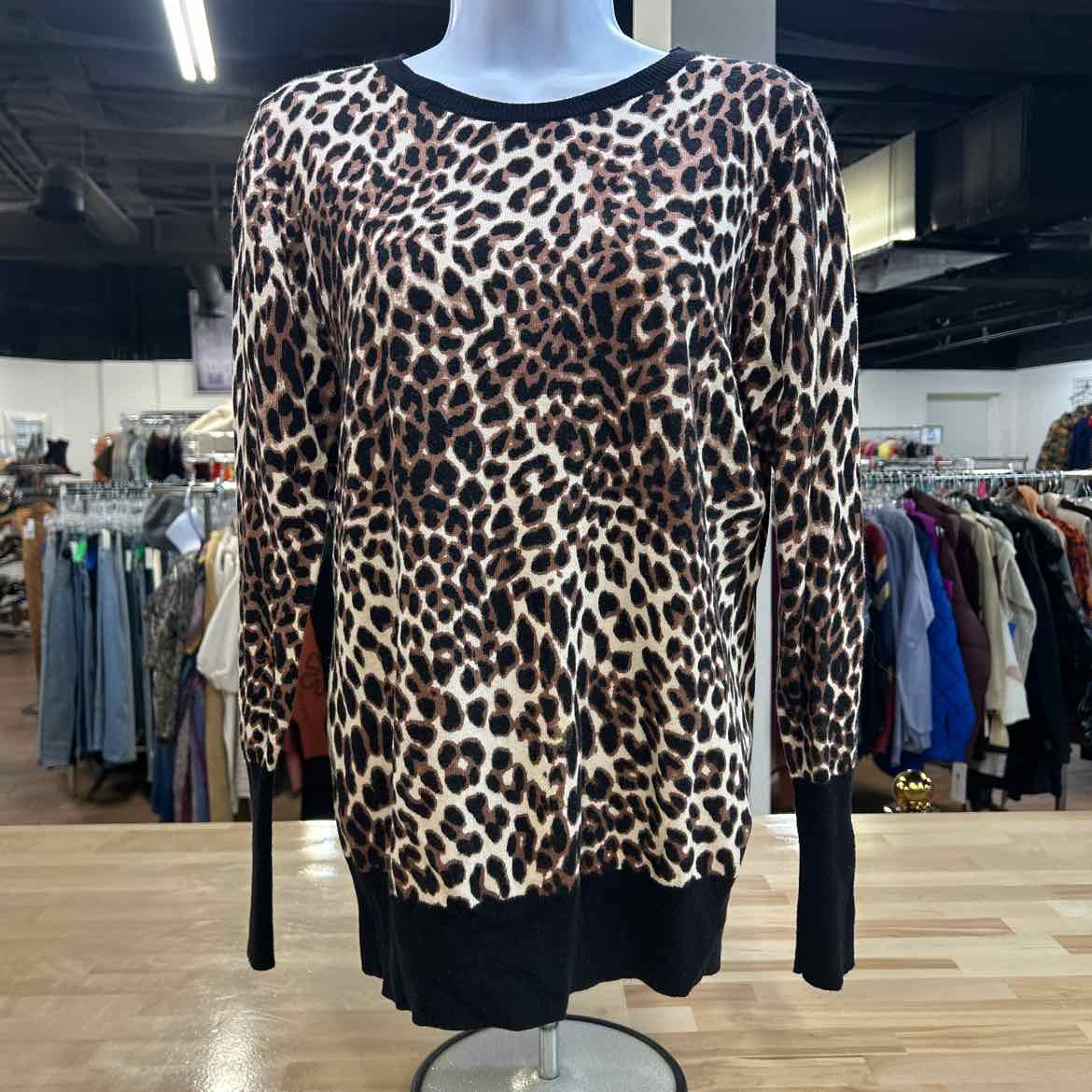 Worthington Size M Brown Preloved Longsleeve
