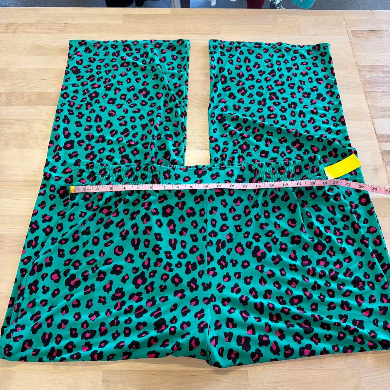 Iman Size 1X Green Preloved Pants