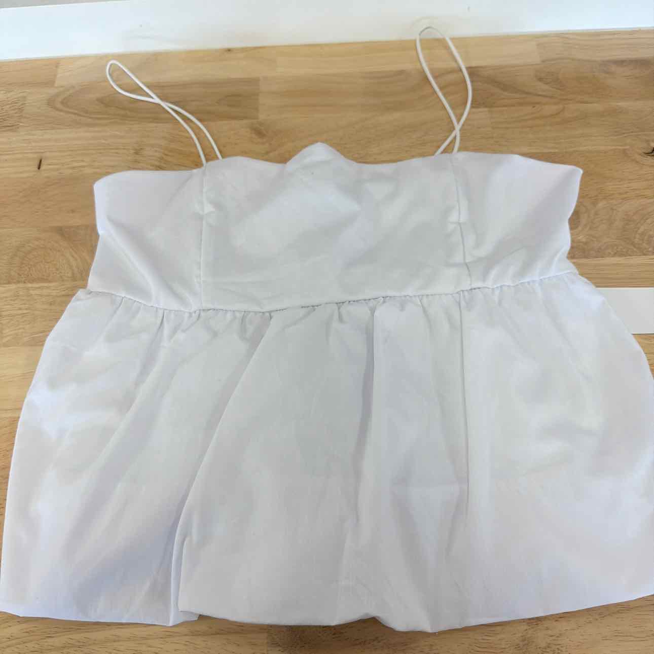 Madden Girl Size M Poplin Bubble Tank Top - Bright White