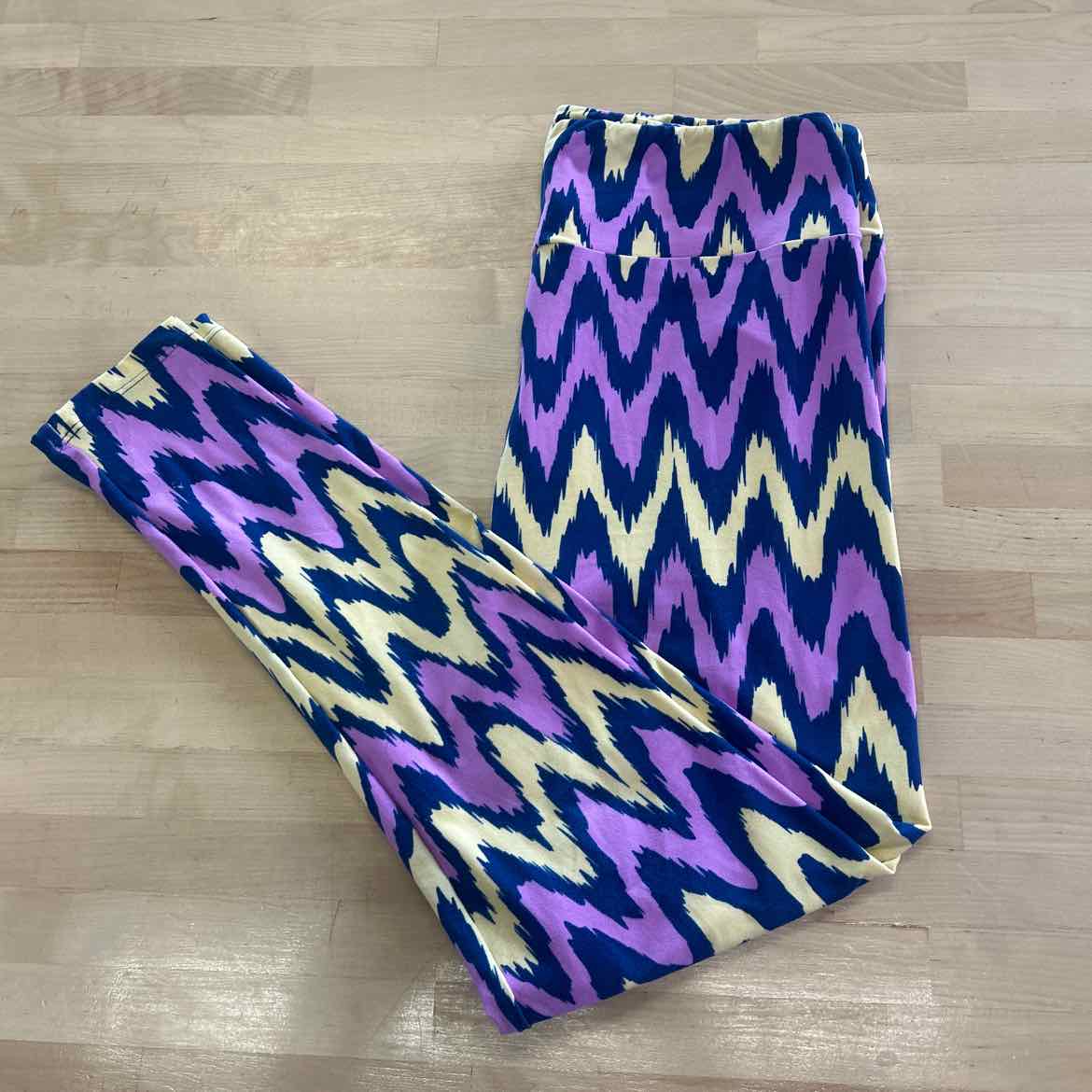 LulaRoe Size One Size Purple Preloved Leggings