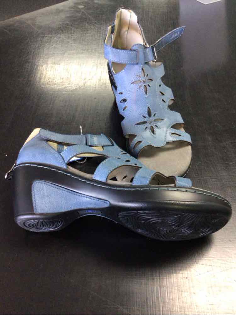 JBU Shoe Size 8.5 Blue Sandals