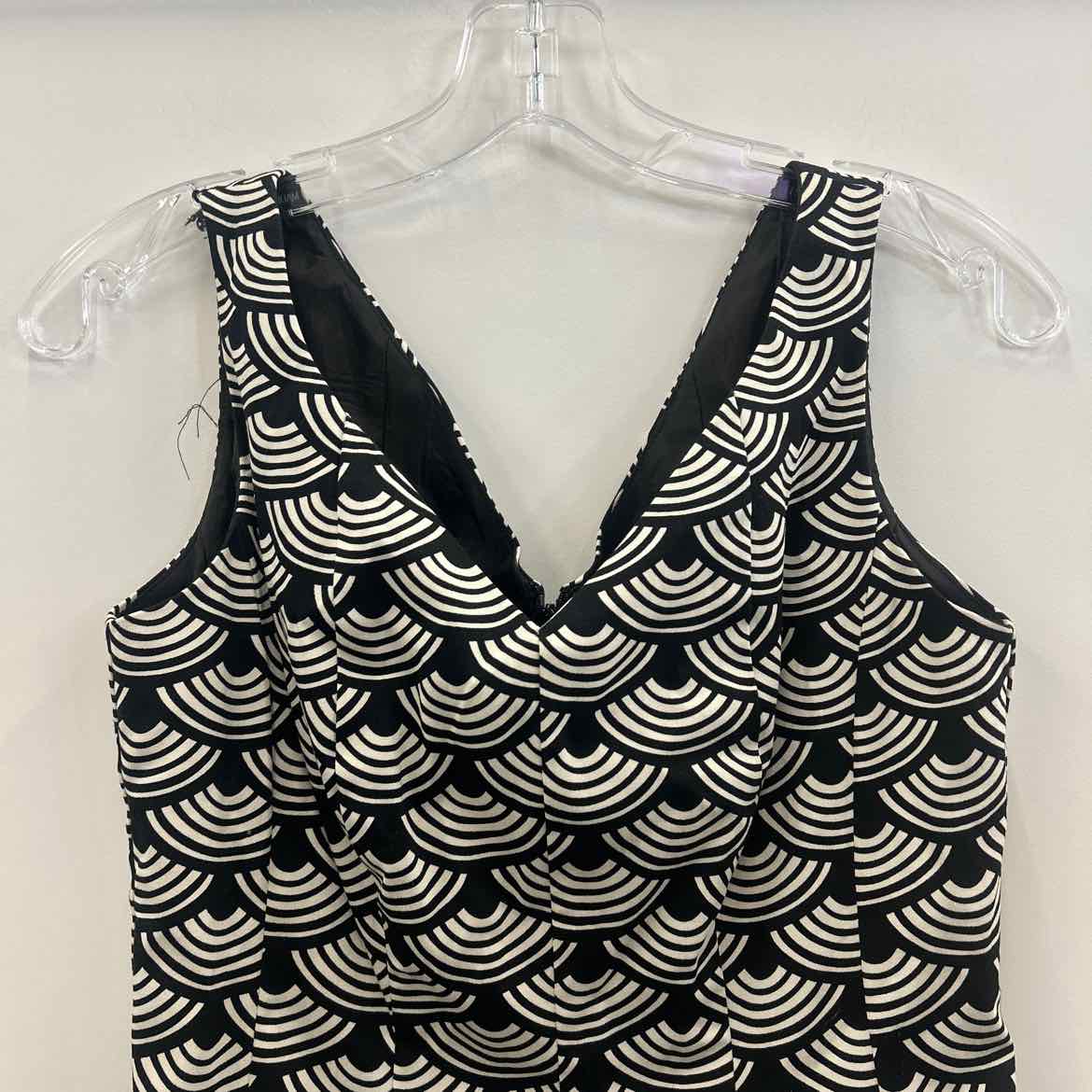 Nine West Size 2 Black/White Preloved Dress