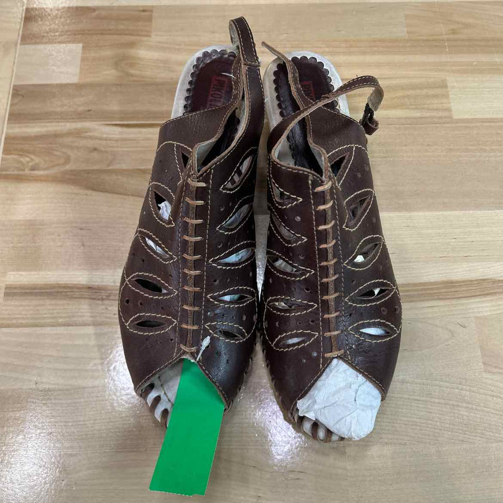 Pikolinos Size 10 Brown Preloved Wedges