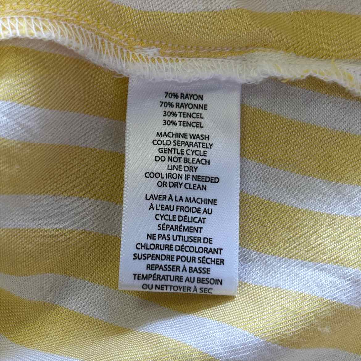 beach lunch lounge Size M yellow & white Preloved Button Down SS