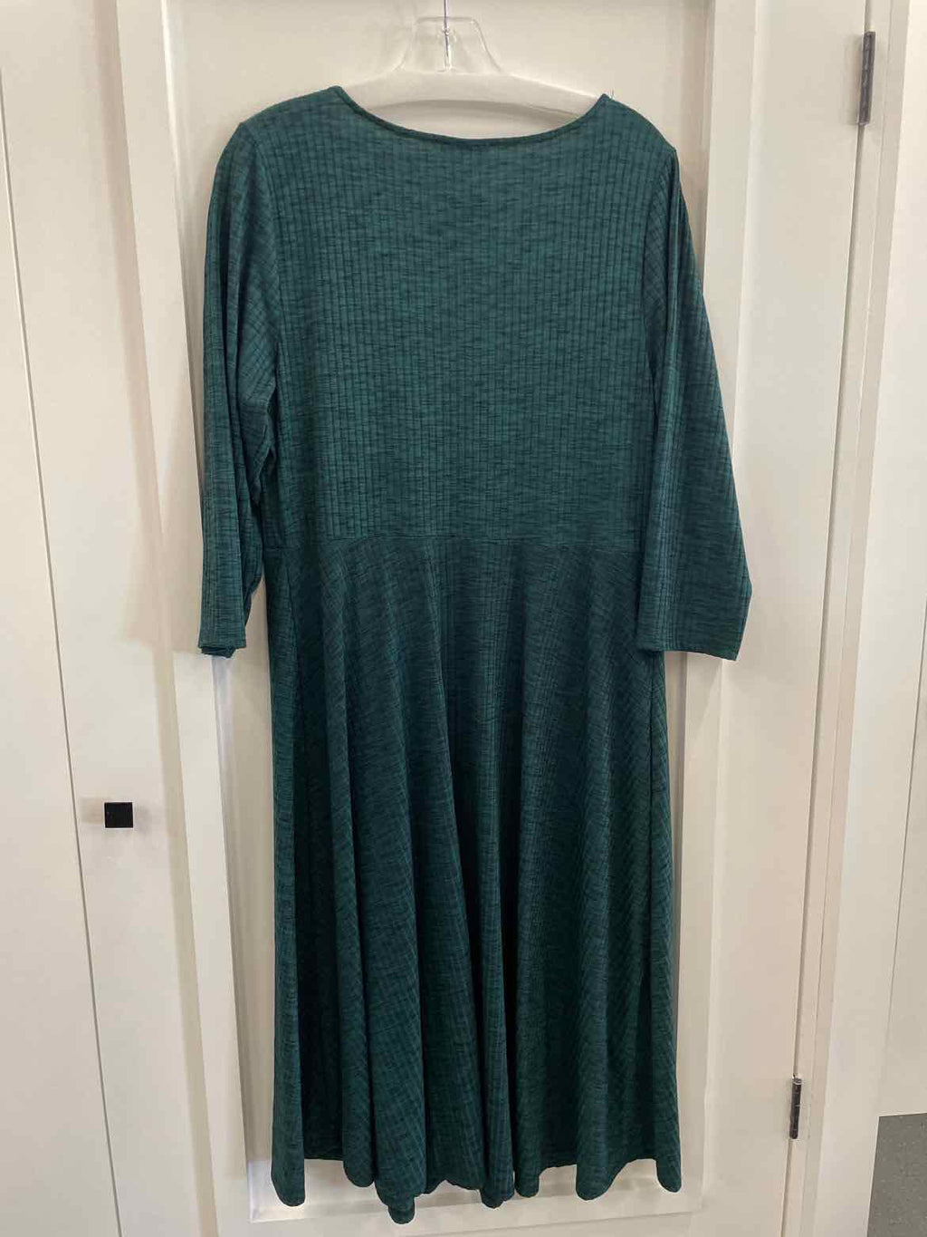 Torrid Size 1 Green Dress