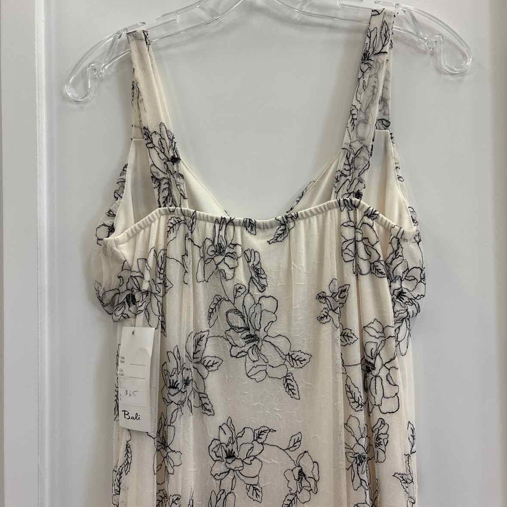 Bali Size 4 BLACK & WHITE Dress