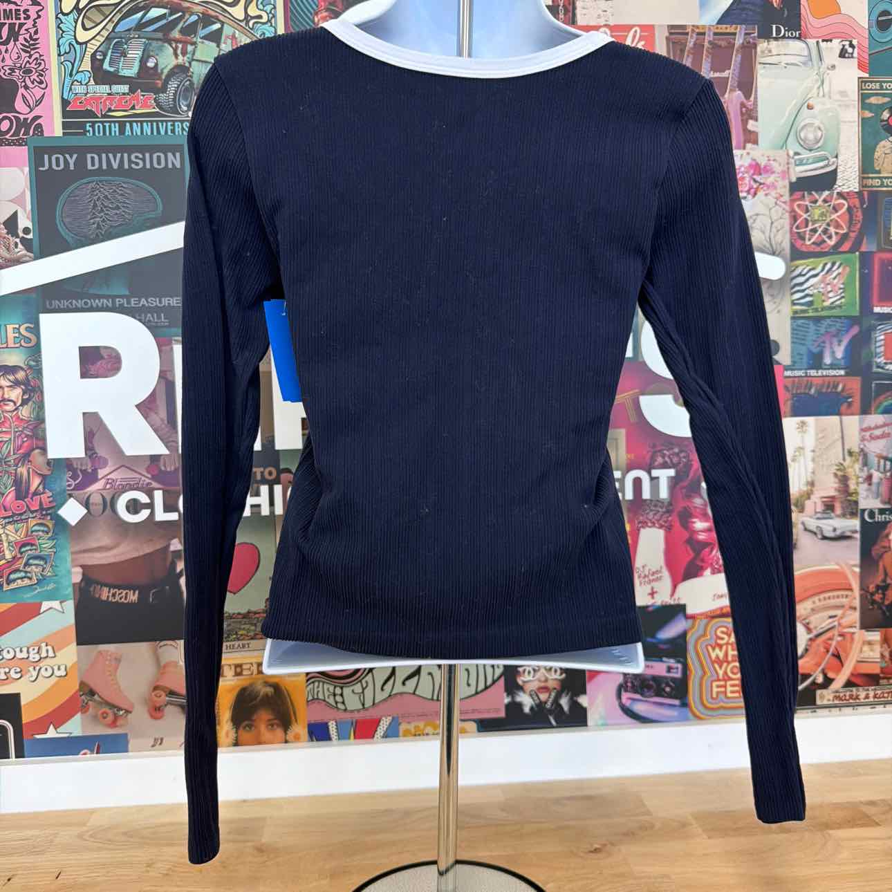 Planet Heart Size M Seamless Graphic Long Sleeve - Navy