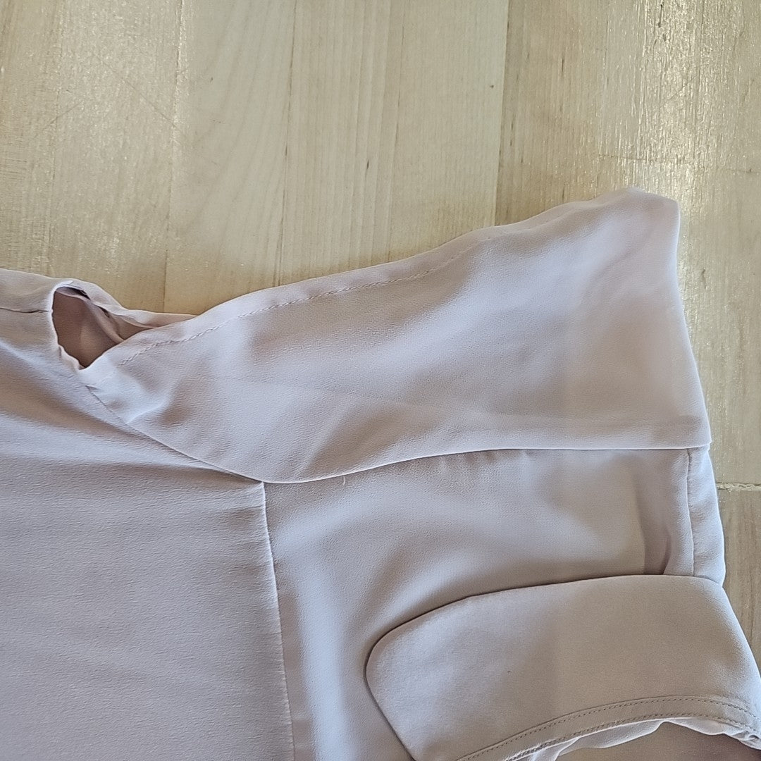 Ann Taylor Size L Beige Blouse