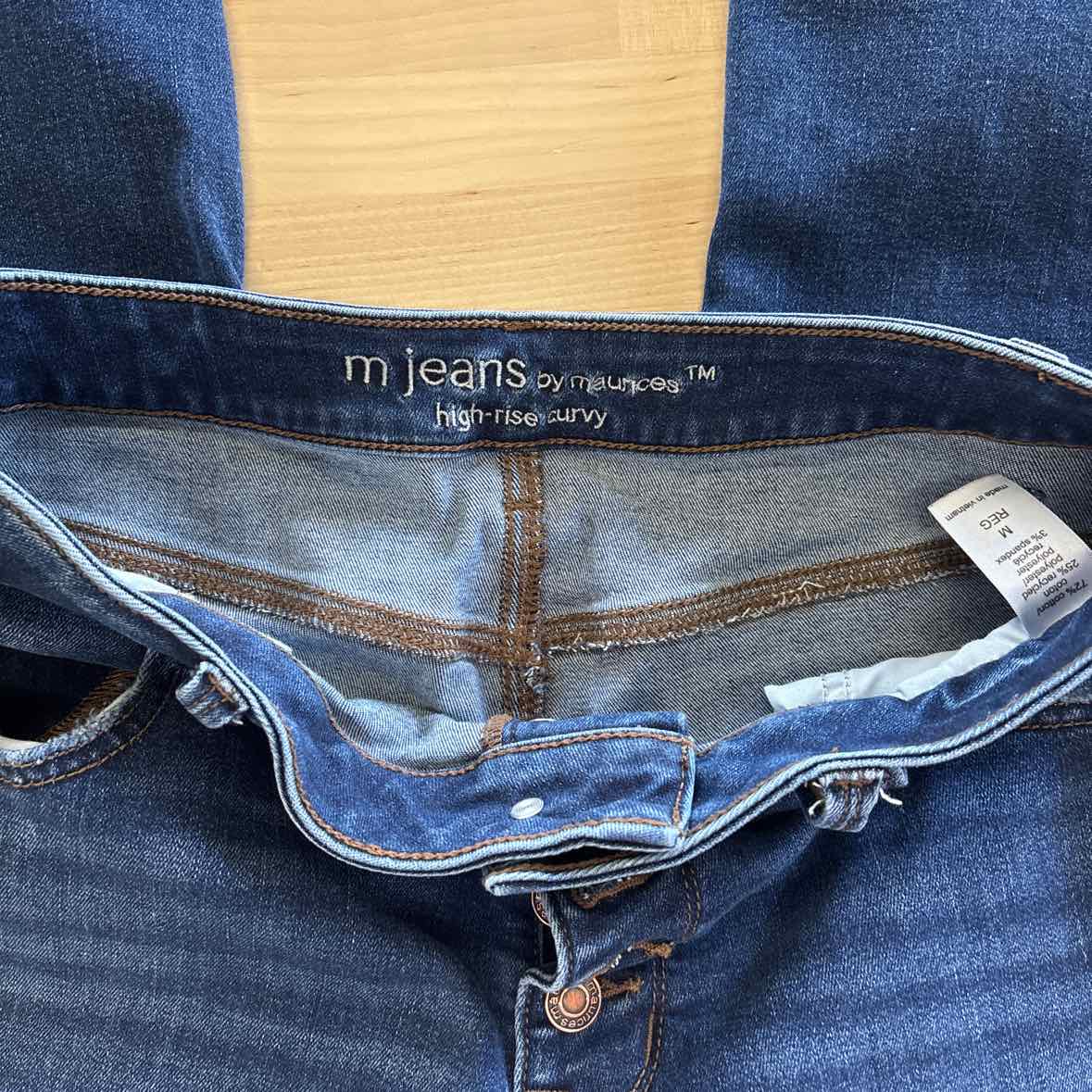 Maurices Size M Blue Jeans