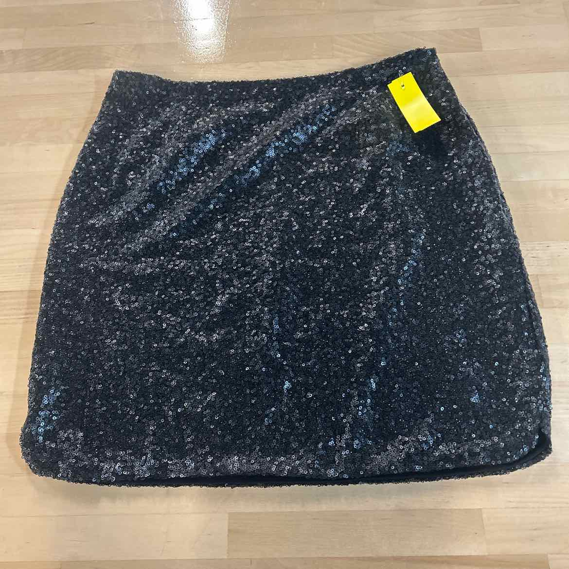 Halogen Size 6 Black Preloved Skirt