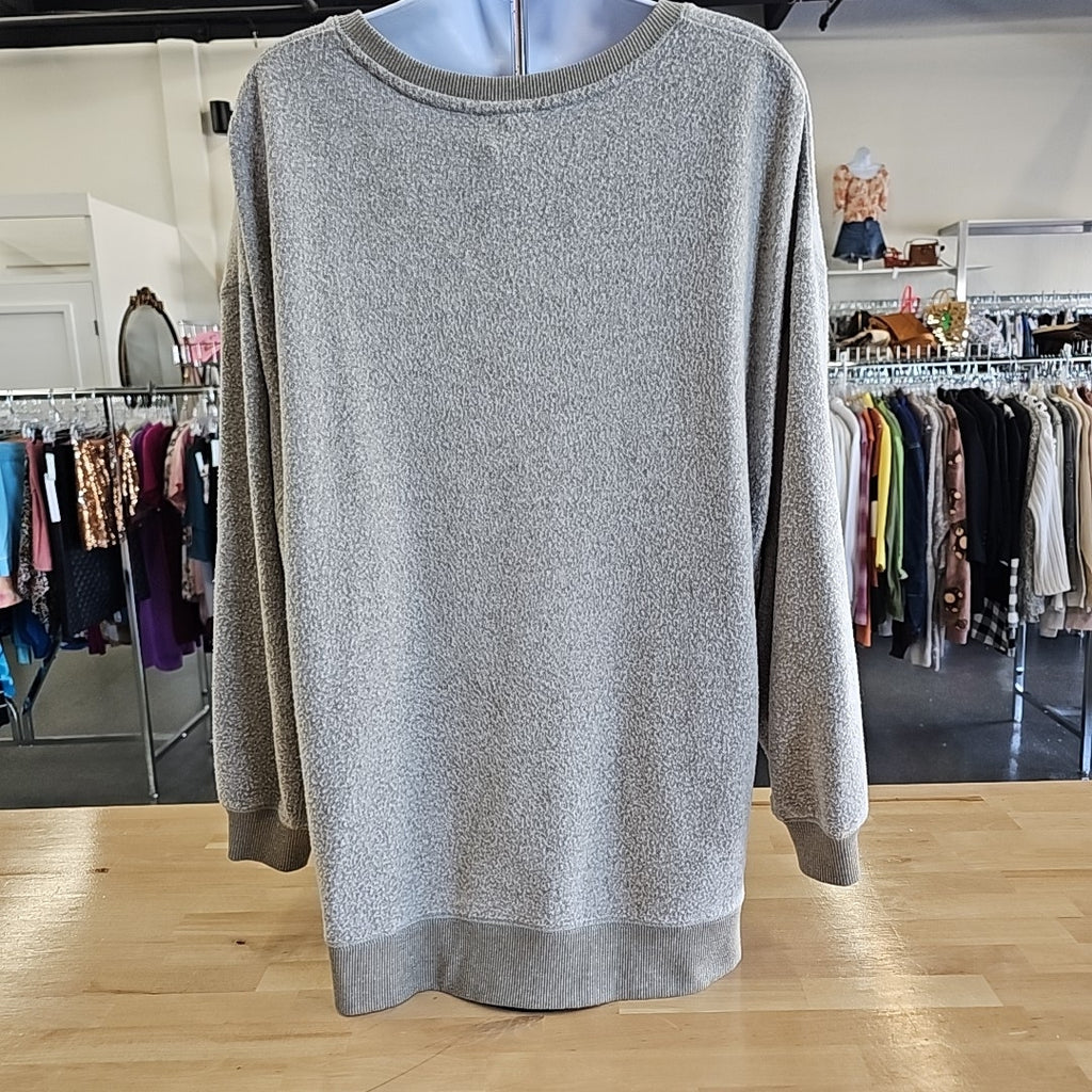 White Crow Size S Green Sweater