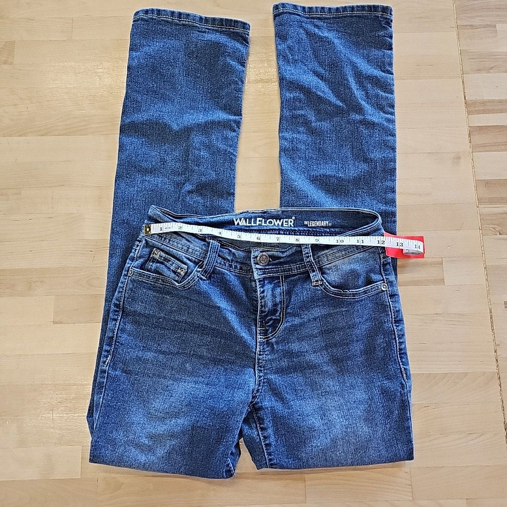 Wallflower Size 1 Blue Denim Preloved Jeans