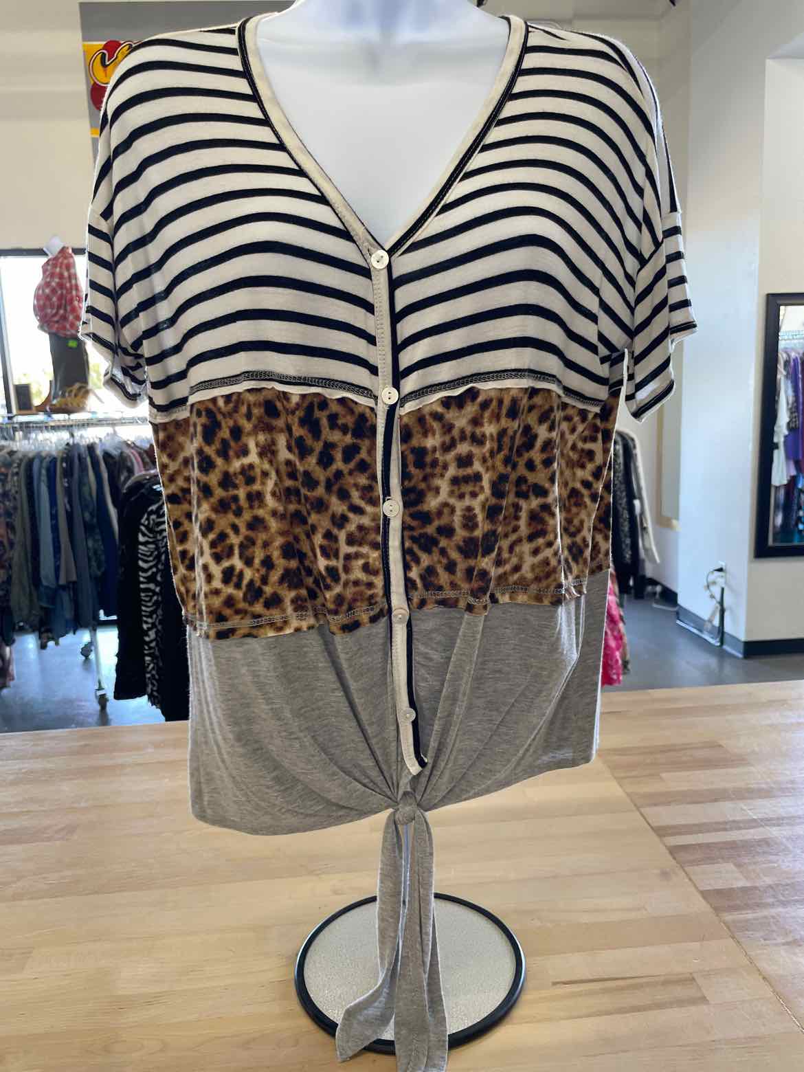 Daytrip Size S Multi-Color T-shirt