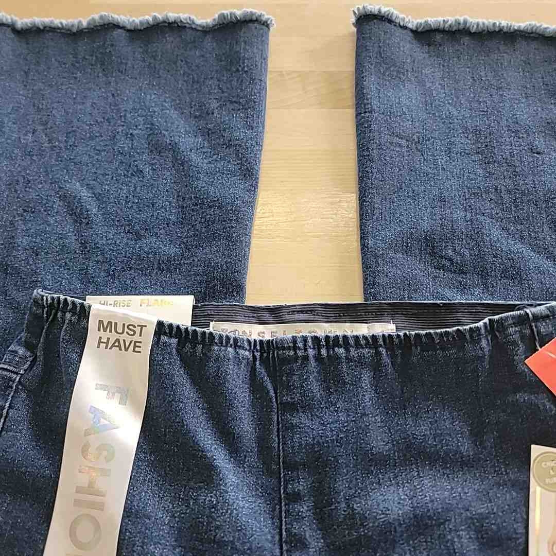 TINSELTOWN Size 1 Blue New Jeans