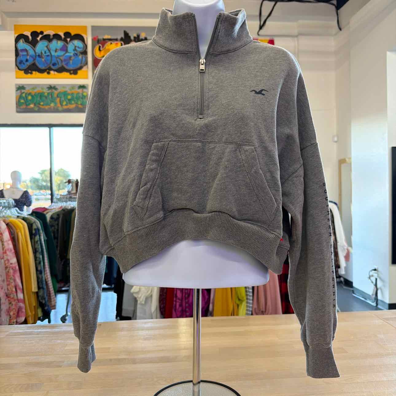 Hollister Size XS Gray Preloved Half Zip Crop Sweatshirt