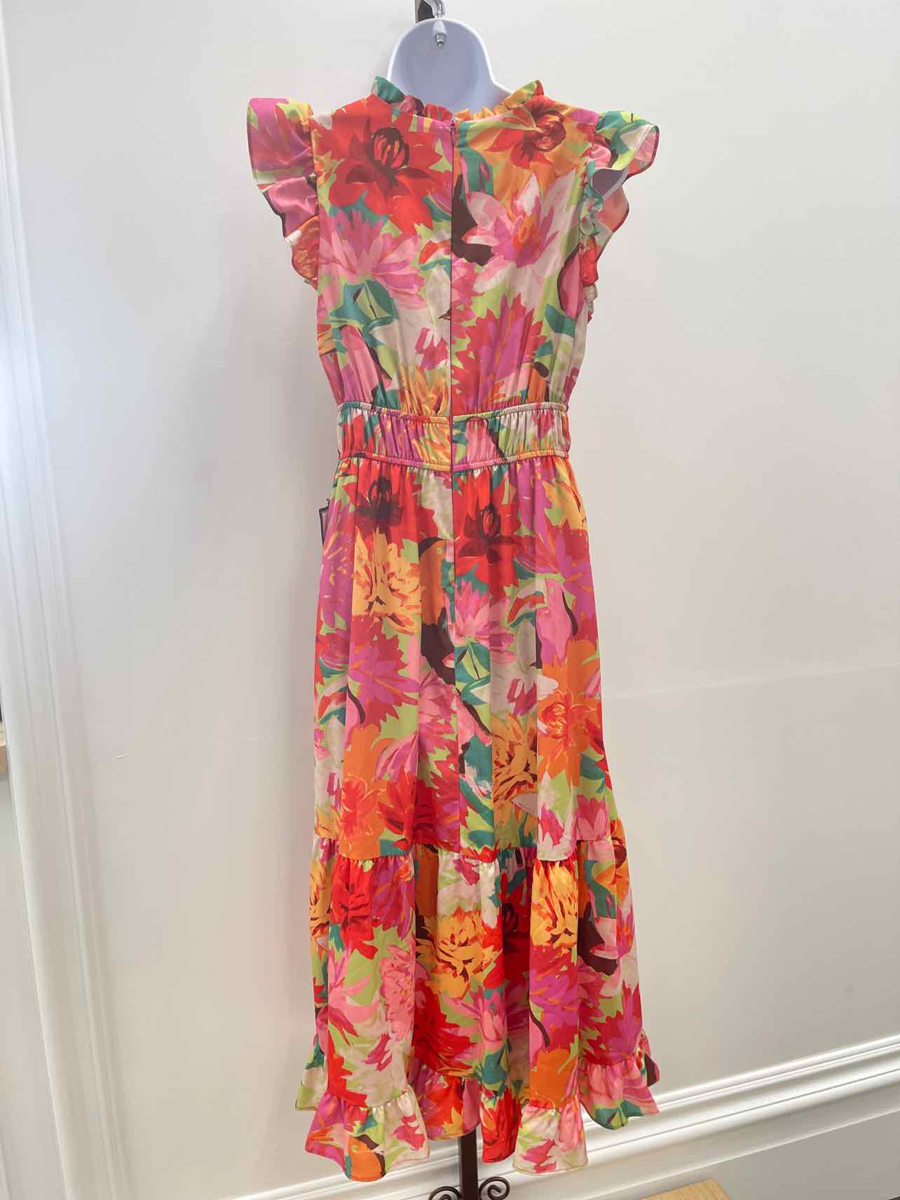 Vince Camuto Size 4 Pink New Dress