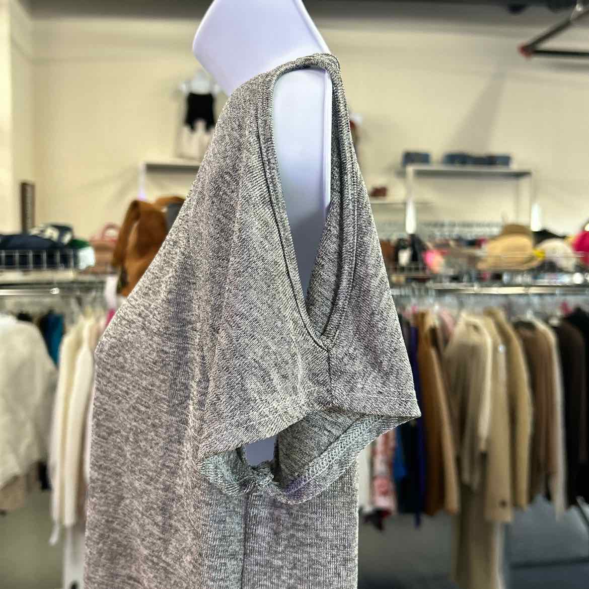 Juicy Couture Size S Gray Preloved T-shirt