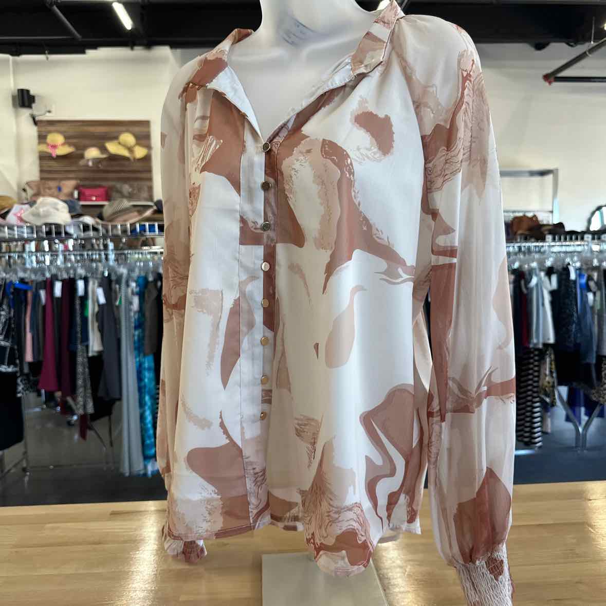 Zesica Size S White Button Down Shirt