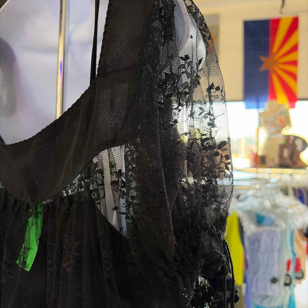 Nicole Hiler Size 16 Black Preloved Blouse SS