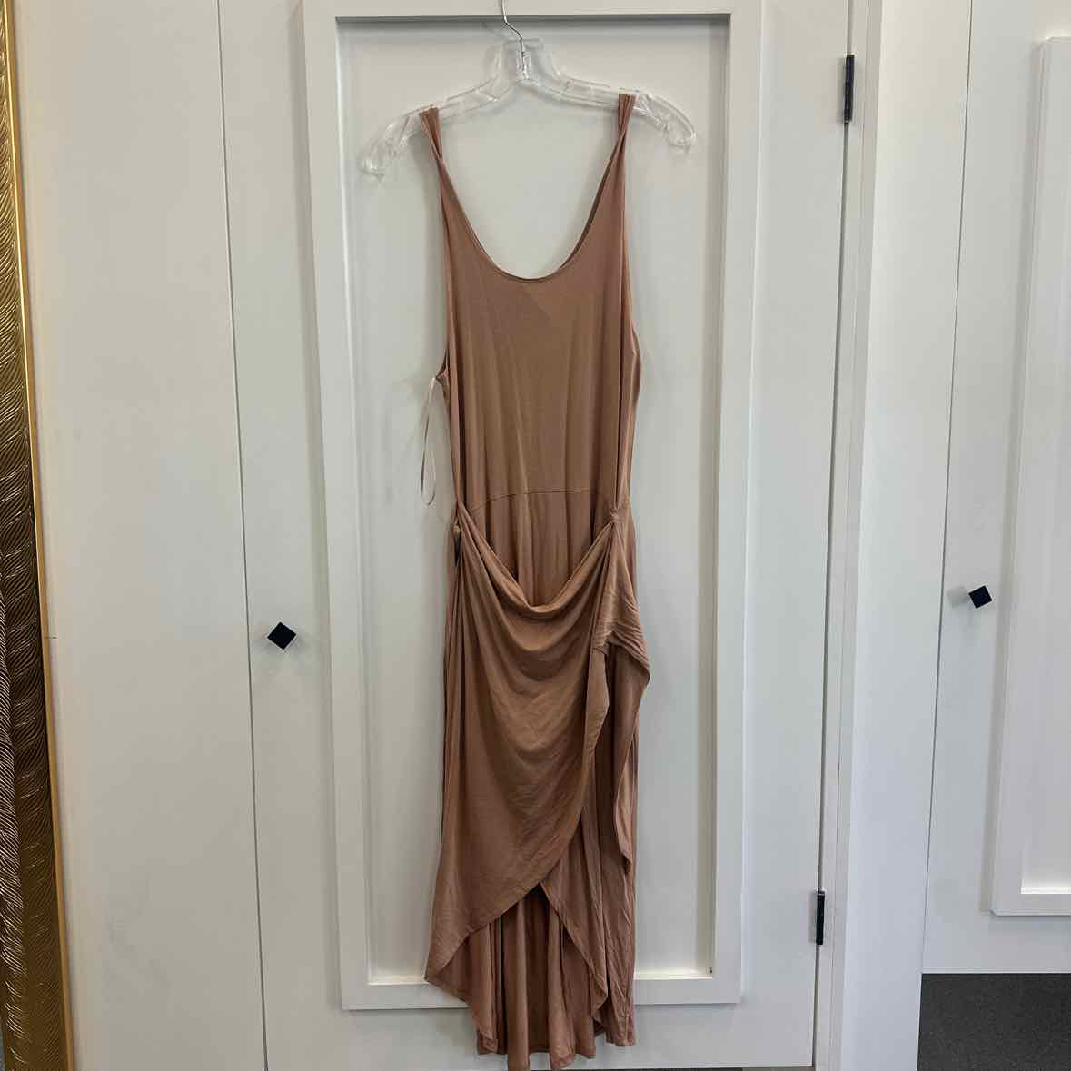 AND NOW THIS Size M Beige Dress