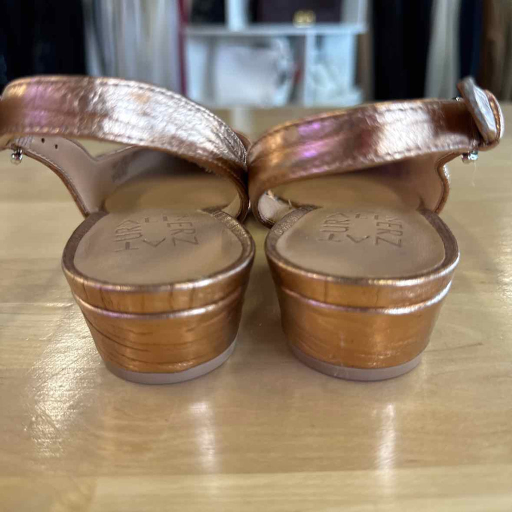 Naturalizer Size 5 Copper Preloved Slingbacks