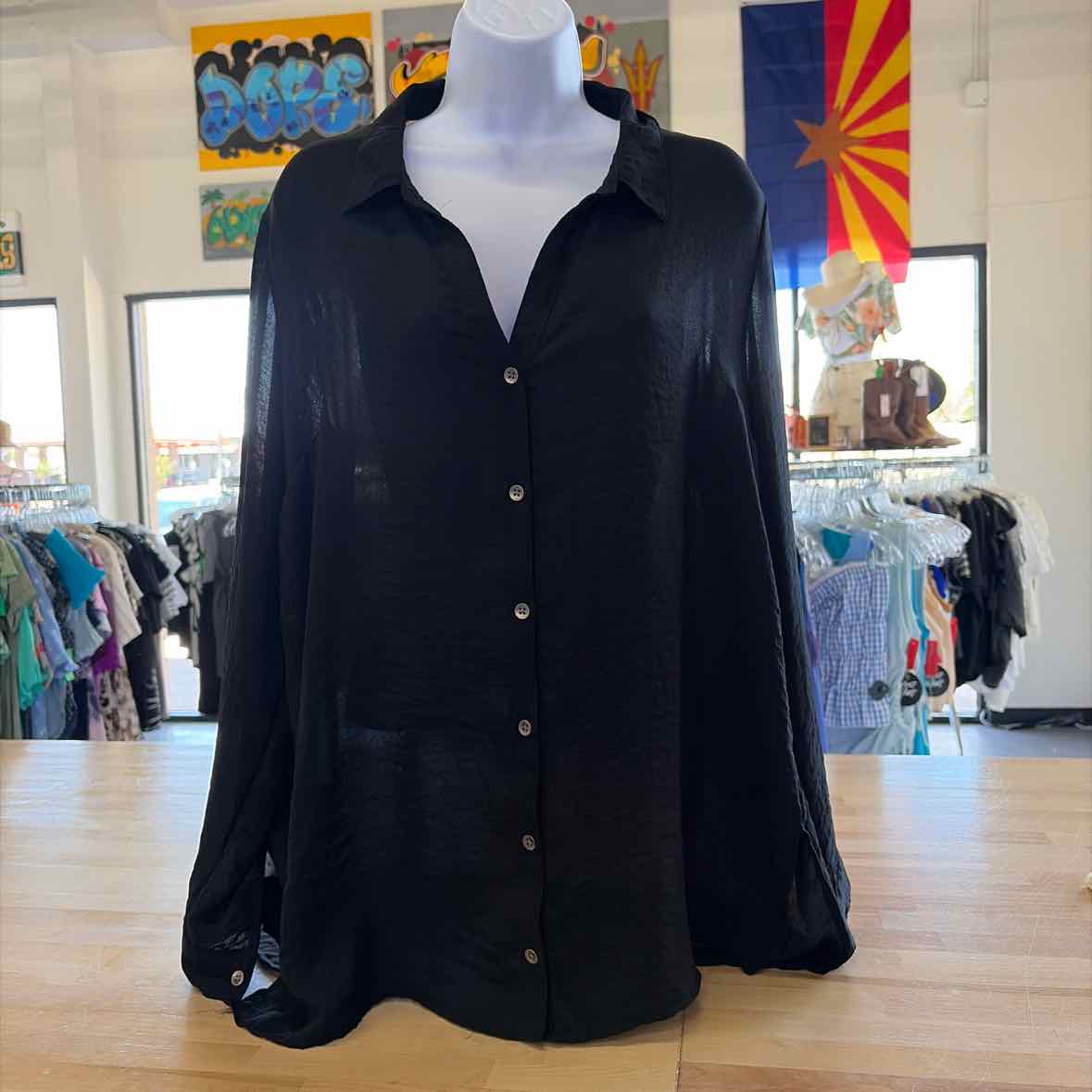 Rock & Republic Size XL Black Preloved Button Down LS