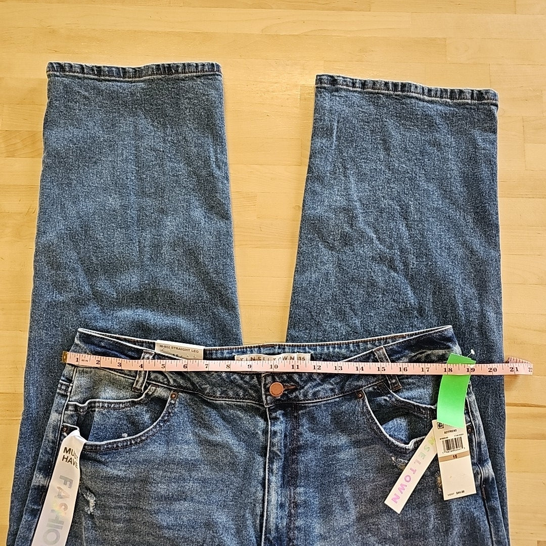 Tinseltown Juniors' High-Rise Boyfriend Jeans - Stam Wash - 15